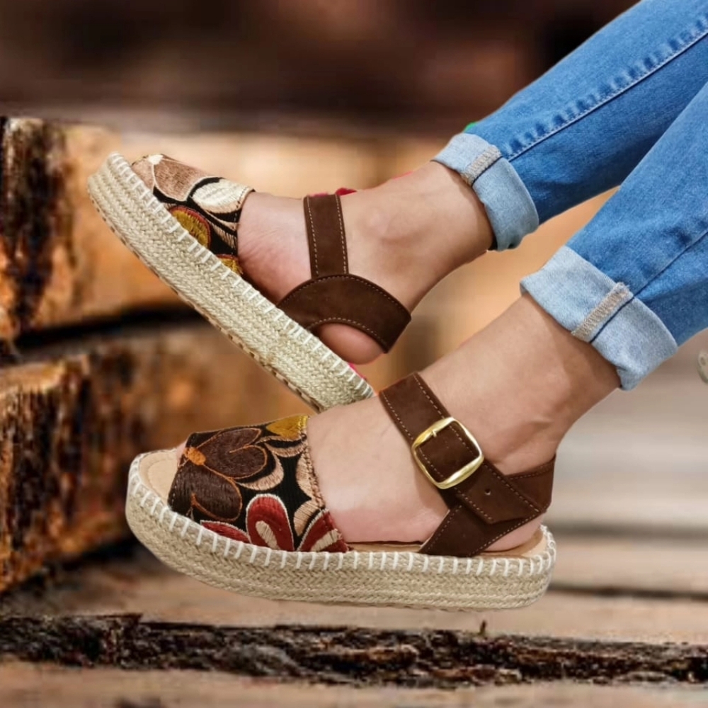 Brown Sandals for Woman/ Hand-Embroidered Sandals